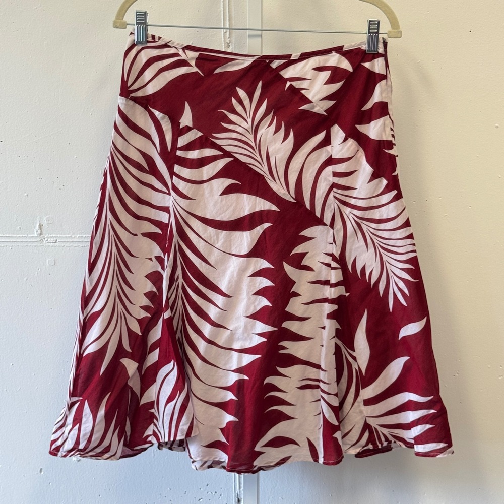 Ann Taylor Red White Tropical Palm Leaf Print Cotton Flared Midi Skirt Size 4